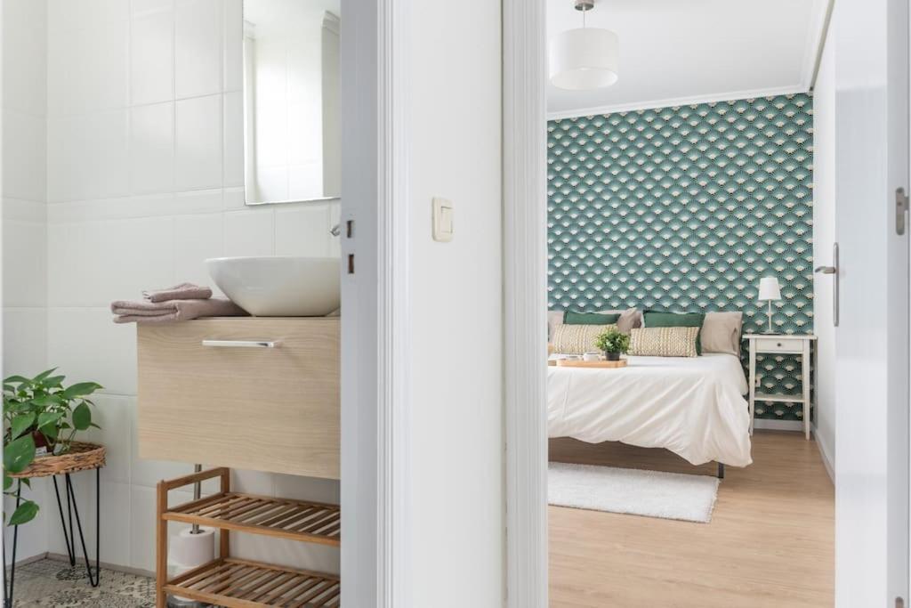 Centrico Y Comodo Apartamento Con Parking Privado Santander Esterno foto