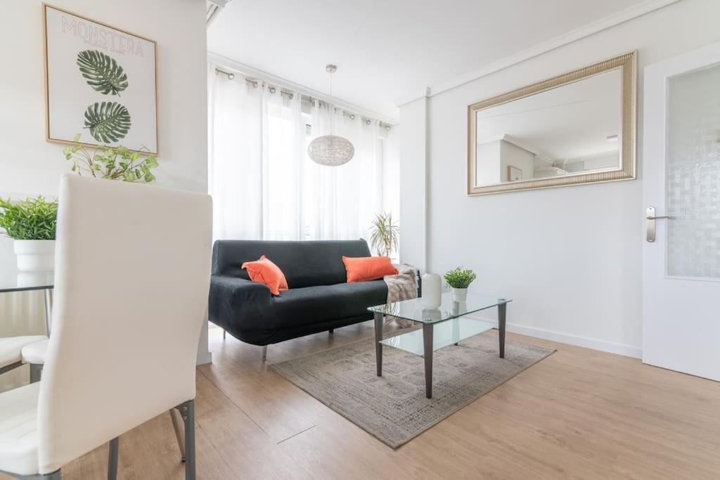 Centrico Y Comodo Apartamento Con Parking Privado Santander Esterno foto